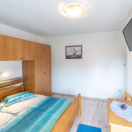 Apartments And Rooms By The Sea Palit, Rab - 5010 Zimmer foto